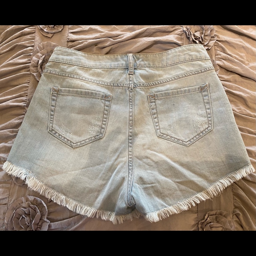 BCBG Generation jean shorts - Picture 5 of 6